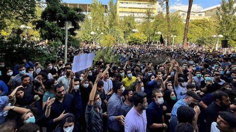 The 2017 Tehran Protests: A Clash Between Hope and Despair in the Shadow of Economic Uncertainty